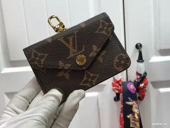 WIS GO STRAP VUITTON LOUIS FELICIE & 0421